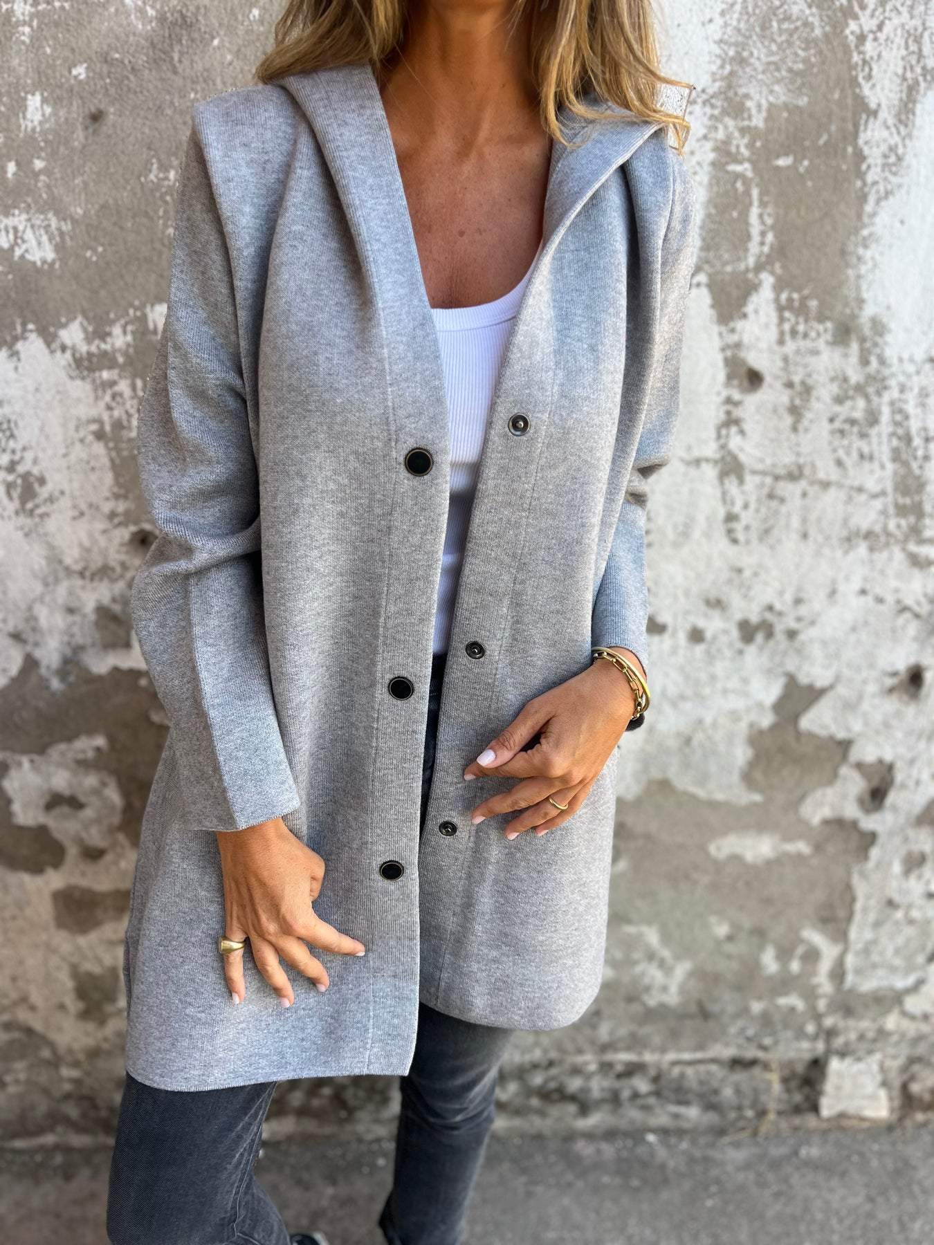 Isabella | Cardigan med knapper og hætte